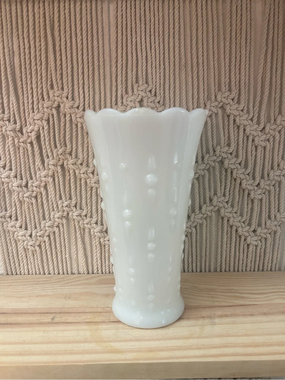 Anchor Hocking vintage milk glass vase